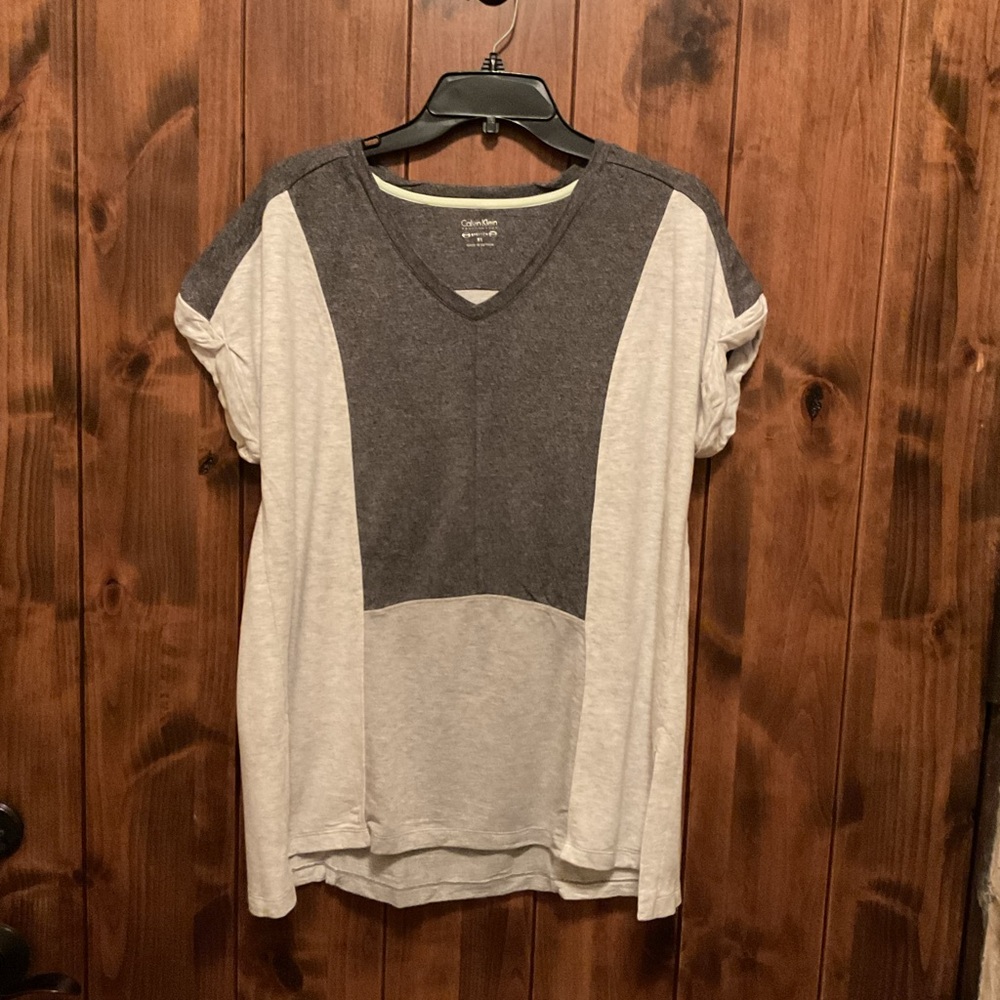 Calvin Klein Two-Tone V-Neck Short Sleeve Top